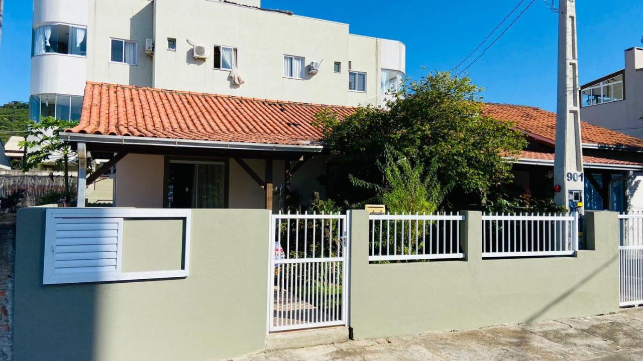 Para Desfutar Com A Familia Bombinhas Εξωτερικό φωτογραφία
